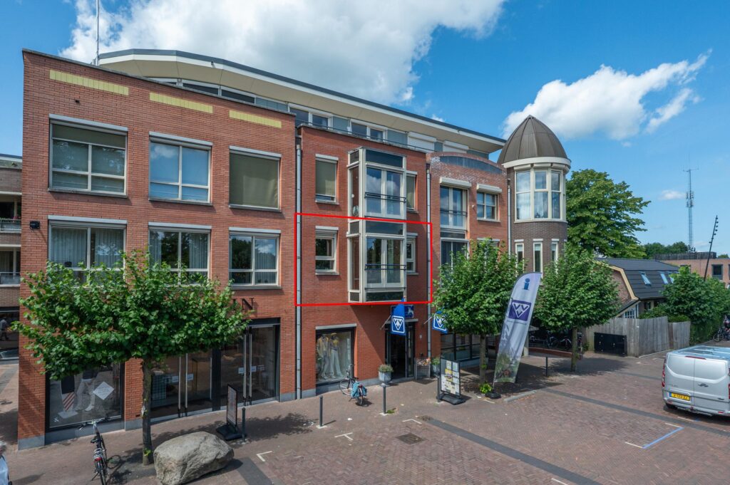 Kerkplein 17 in Putten, 3881 BH